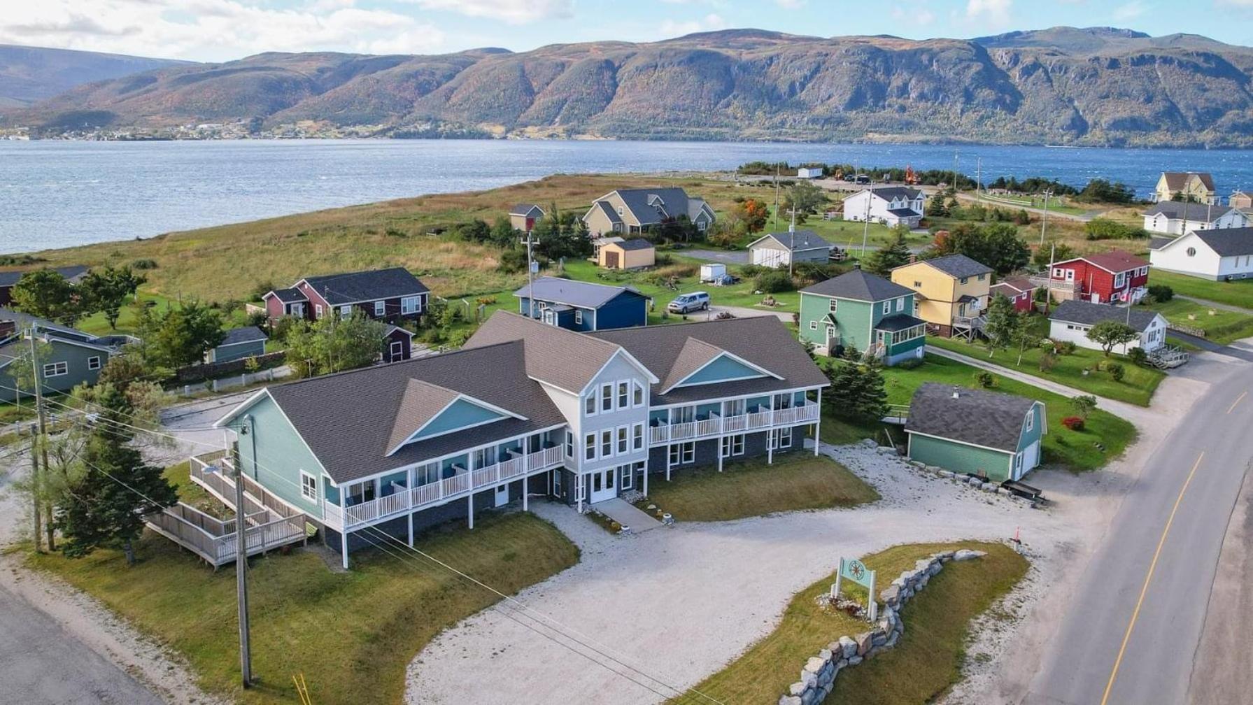 The Tides Inn Norris Point Luaran gambar